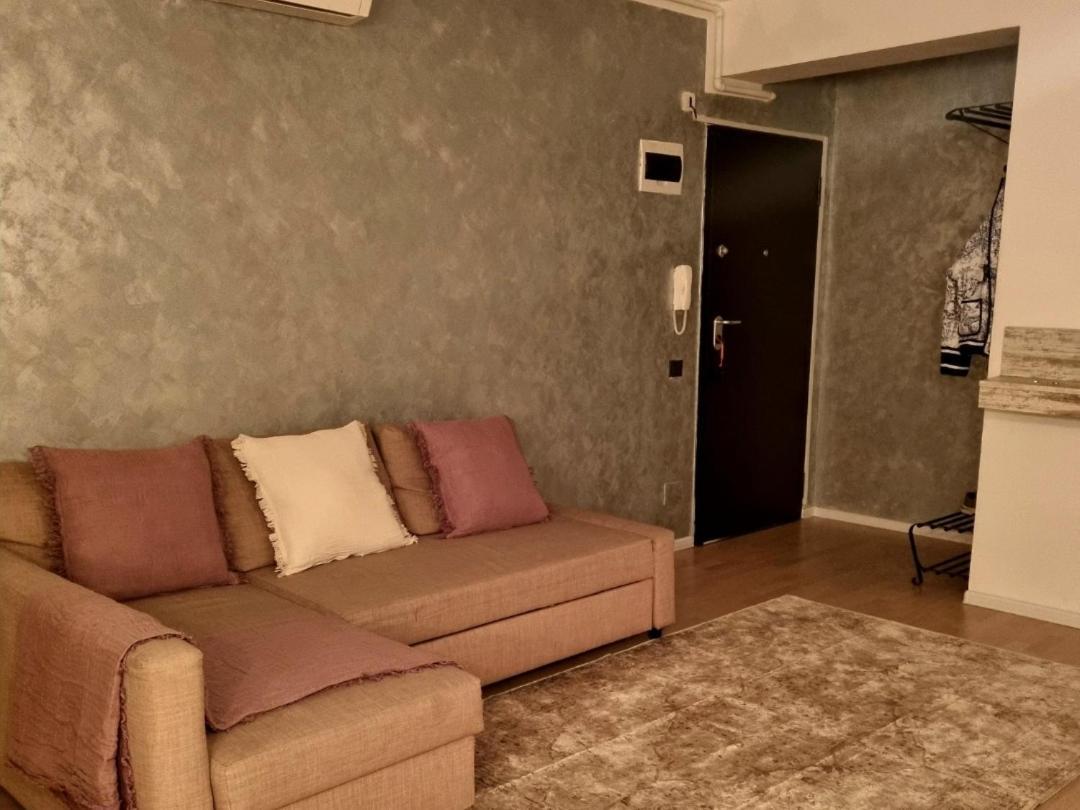 Park Residence 5, 2 Bedroom Apartment Bucureşti Ngoại thất bức ảnh