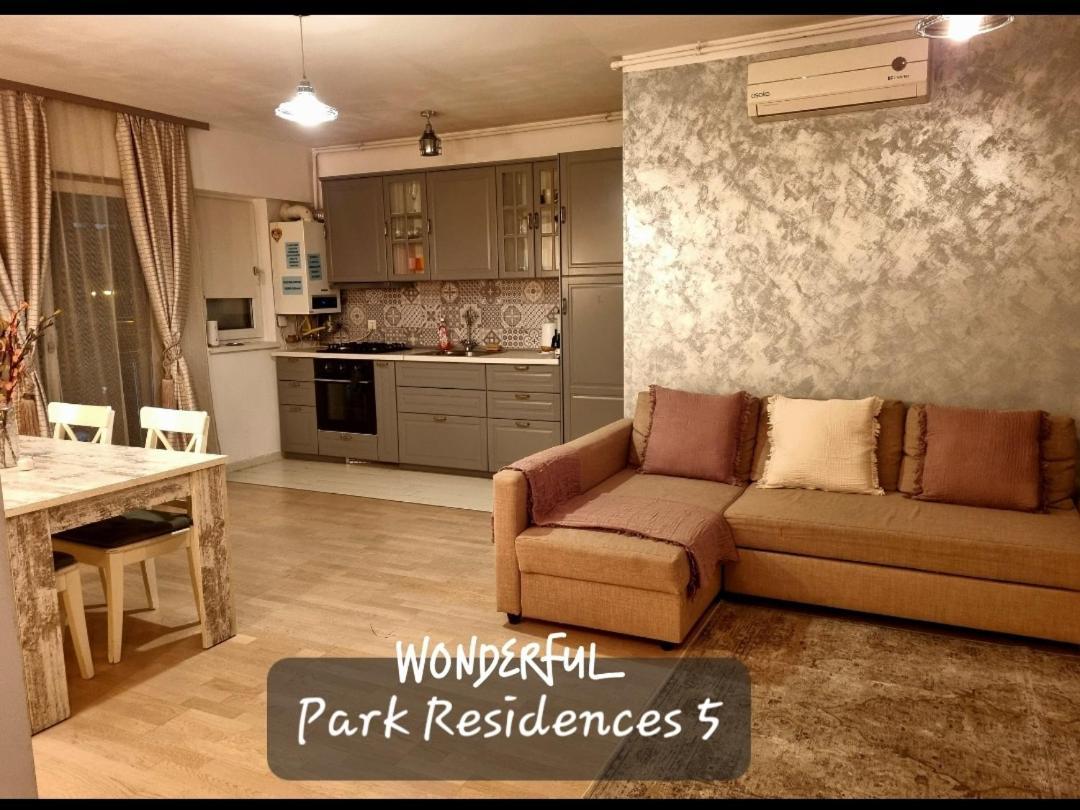 Park Residence 5, 2 Bedroom Apartment Bucureşti Ngoại thất bức ảnh